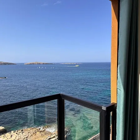New 1 Bedroom Oceanfront By Mabeli St Paul's Bay