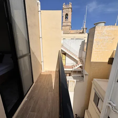 Apartamento New 1 Bedroom Oceanfront By Mabeli St Paul's Bay