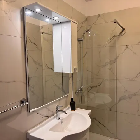 New 1 Bedroom Oceanfront By Mabeli * St Paul's Bay