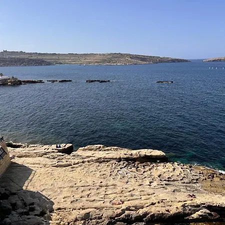 New 1 Bedroom Oceanfront By Mabeli * St Paul's Bay